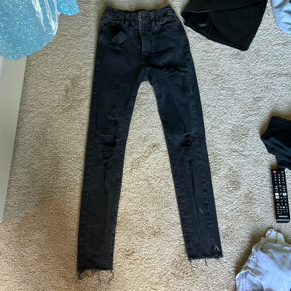 Black skinny jeans